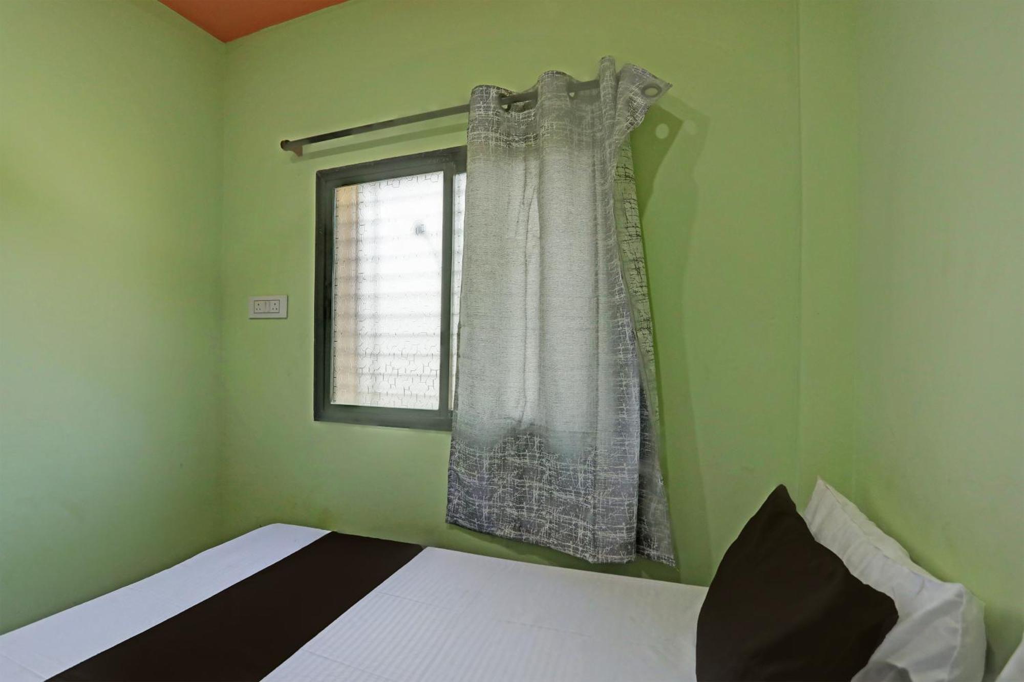 Spot On Hotel Leo Star Chandrapur Esterno foto